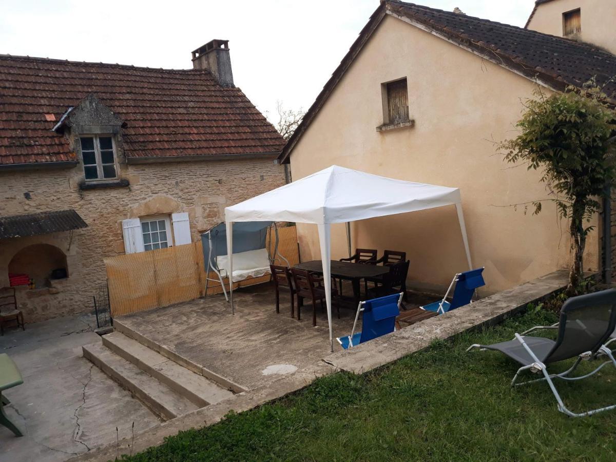 Gite Du Bouyssou Carsac-Aillac Экстерьер фото